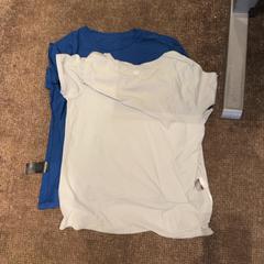 Podkoszulek Blauw en mint LEVIS, zgłoszono przez Van der Valk Hotel Apeldoorn - De Cantharel przy użyciu iLost