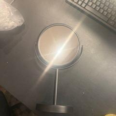 Speil zwart, som rapportert av Van der Valk Hotel Assen ved bruk av iLost