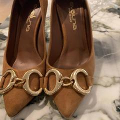 Dámske topánky Brown, ako bolo nahlásené Van der Valk Hotel Heerlen pomocou iLost