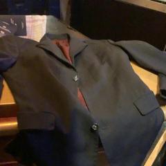 Blejzr Donkergrijs, jak nahlášeno Café Leentje pomocí iLost