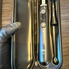 Electric toothbrush, as reported by Inntel Hotels Utrecht Centre using iLost