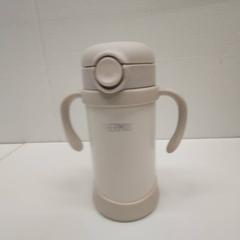 Drinkfles, zoals gemeld door IKEA新三郷 met iLost