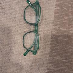 İLost kullanarak Internationaal Theater Amsterdam tarafından bildirildiği gibi Gözlük