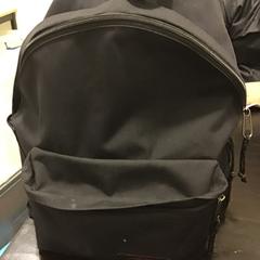 Plecak, zgłoszono przez Qbuzz U-OV przy użyciu iLost