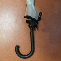 مظلة noir et transparent، كما تم الإبلاغ عنه بواسطة TCL عبر iLost