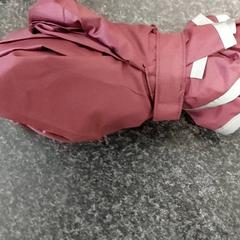 Paraply, som rapportert av Regio Antwerpen - Brussel ved bruk av iLost