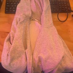 Veste Grijs, come riportato da Schaatsbaan Rotterdam utilizzando iLost