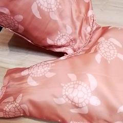 Maglione a pozzanghera, come riportato da Beekse Bergen Resorts en Hotel utilizzando iLost