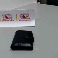 Portfel De jong, zgłoszono przez Gemeente Utrecht przy użyciu iLost