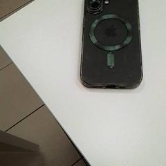 Phone Apple, as reported by ilévia using iLost