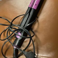 Hair straightener, as reported by MEININGER Hotel Copenhagen using iLost
