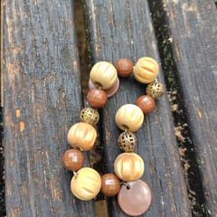 Bracele, jak bylo nahlášeno na iLost