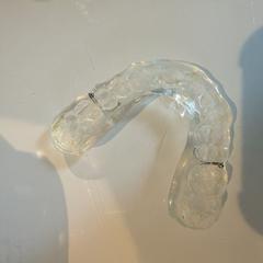 Retainer, ako bolo nahlásené Room Mate Bruno pomocou iLost