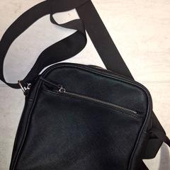 Tasje (Leeg), as reported by Qbuzz DMG using iLost