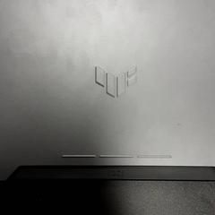 Laptop Asus Zwart, amint azt Arriva Vechtdallijnen az iLost segítségével jelentette.