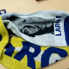 Roupa Sjaal, segundo informou Regio Limburg - Leuven usando iLost