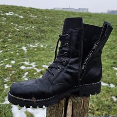 Laars Rieker، كما تم الإبلاغ عنه عبر iLost