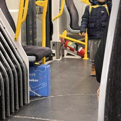 Blauwe doos in tram nr ijsselstein om 18:08., as reported to iLost