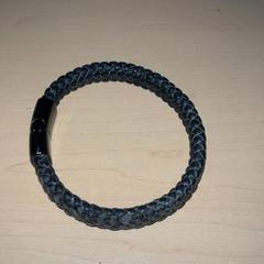 Karkötő, amint azt Jaarbeurs az iLost segítségével jelentette.