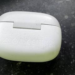 Elektronik - Earpod etui wit, rapporterat av Regio Oost-Vlaanderen med iLost