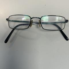 Glasses, as reported by Movie Park Germany using iLost