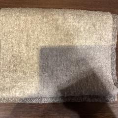 숄 Grijs - 270126 RAYE1, iLost를 사용하여 Ziggo Dome에 보고됨