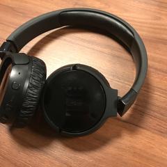 Headset, as reported by Pathé Zaandam using iLost