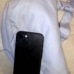 Teléfono & Cangurera, ha sido reportado por Qbuzz DMG con iLost