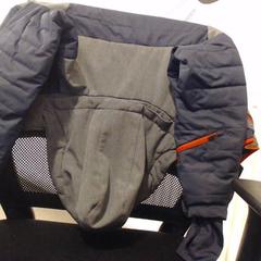 Jacke, gemeldet von Walibi Holland über iLost