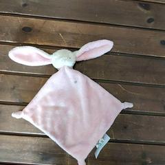 Cuddly slap, as reported by IKEA Rennes - Pacé using iLost
