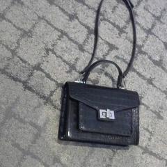 Taška, ako bolo nahlásené Relais Azalys pomocou iLost