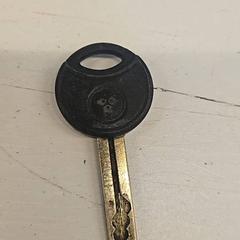 Chave, como reportado por Supersized Kingsday 2025 utilizando o iLost