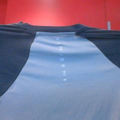 Camisa grey, ha sido reportado por MEININGER Hotel Roma Termini con iLost