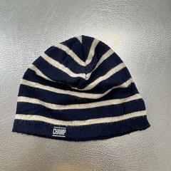 Gorro de bebé, segundo informou IKEA Praha – Zličín usando iLost