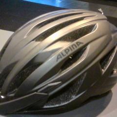 Kaskoa, gisa salatu by SnowWorld Landgraaf iLost erabiliz