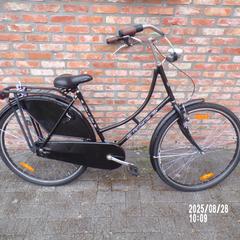Bicicleta ,Old Dutch, zwart, dames, ha sido reportado por Fietsdepot Leopoldsburg con iLost