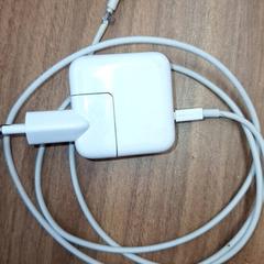 Nabíječka, jak nahlášeno Qbuzz DMG pomocí iLost