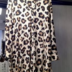 Jurk/blouse Panterprint, rapporterat av Van der Valk Hotel Sneek med iLost