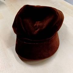 İLost kullanarak IKEA Toulouse tarafından bildirildiği gibi Bere Marron foncé