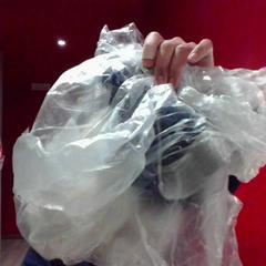 Underwear + white shi, segons ha informat MEININGER Hotel Roma Termini mitjançant iLost