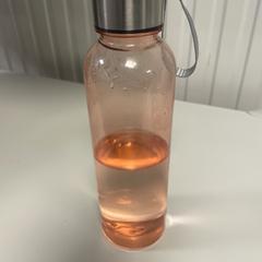 Drinkbeker, iLost를 사용하여 Pathé Schiedam에 보고됨