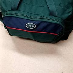 Táska Groen, amint azt Qbuzz GD Groningen Peizerweg az iLost segítségével jelentette.