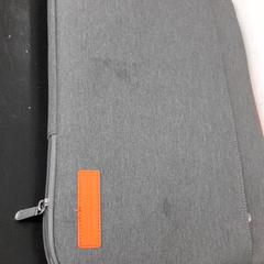 Bærbar veske, som rapportert av Qbuzz servicepunt  Emmen ved bruk av iLost