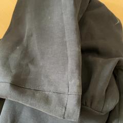 Dzseki, amint azt Schönbrunn "Group Center" az iLost segítségével jelentette.