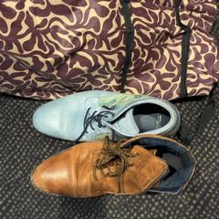 靴 & バッグ がiLostで Van der Valk Hotel Utrecht によって報告されました