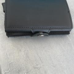 Portemonnee Rios Rodriguez, zoals gemeld door Arriva Achterhoek-Rivierenland met iLost