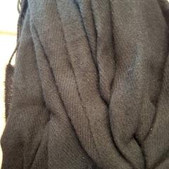 Bufanda, segons ha informat IKEA Grenoble mitjançant iLost