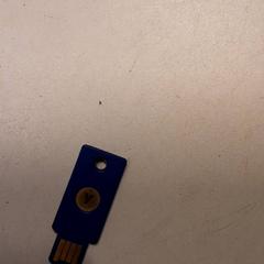 Tarxeta de memoria, segundo informou Qbuzz ZHN usando iLost