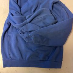 Pulóver, amint azt Artis az iLost segítségével jelentette.