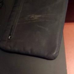 Funda per a portàtil Zwart, segons ha informat TivoliVredenburg mitjançant iLost